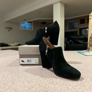 Franco Sarto Bassett Bootie, size 6